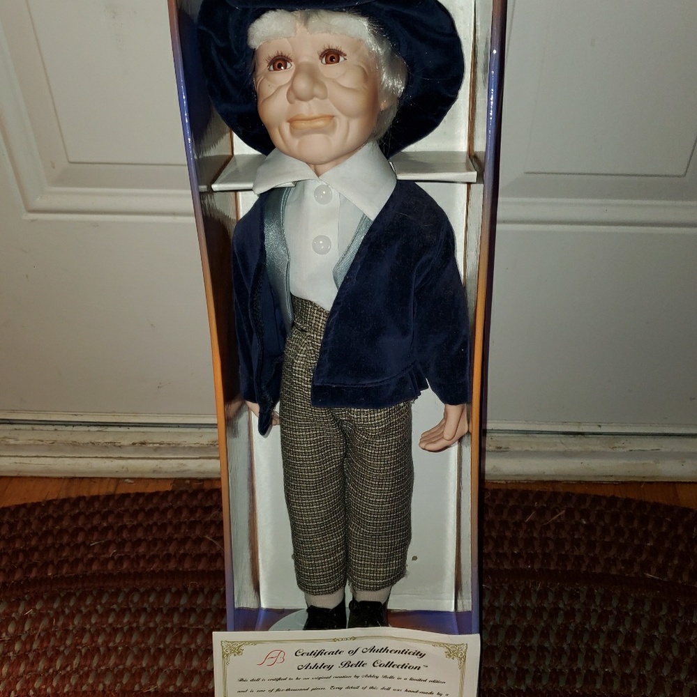 ASHLEY BELLE Grandma and Grandpa Porcelain Doll
